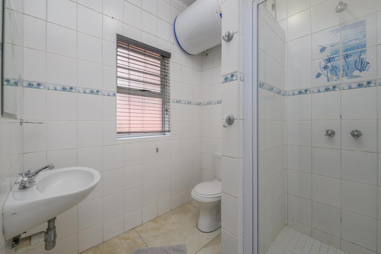 Ushaka Apartment *